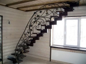 Винтовые лестницы из металла